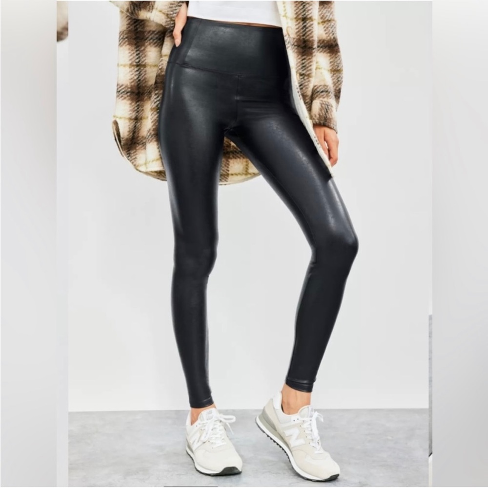 Wilfred Free, Black Daria Pant, Small, NWT!